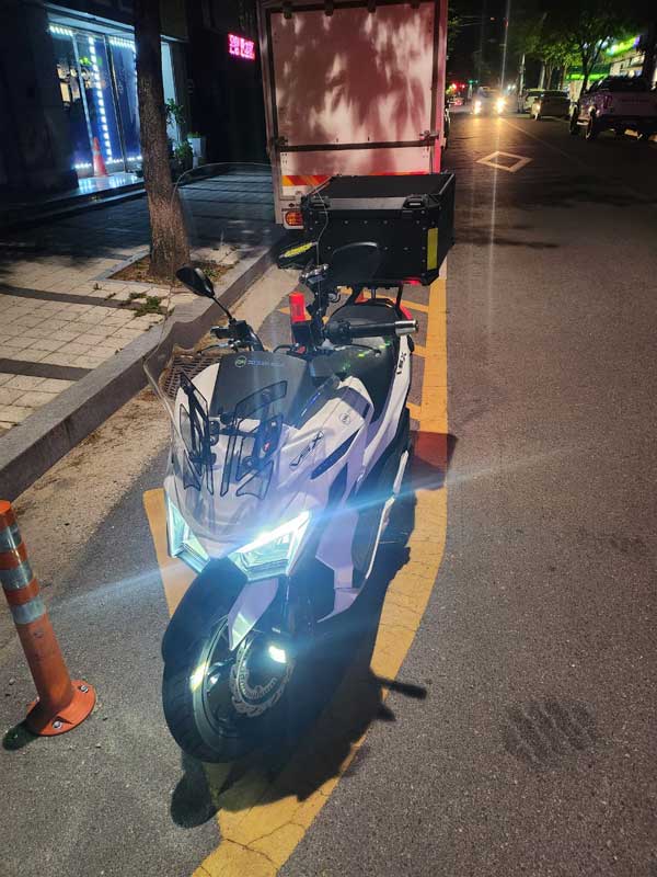 2022-SYM-VSX125-중고-스쿠터-판매-아산-(2).jpg